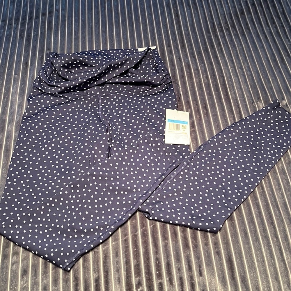 Nike yoga training leggings NWT